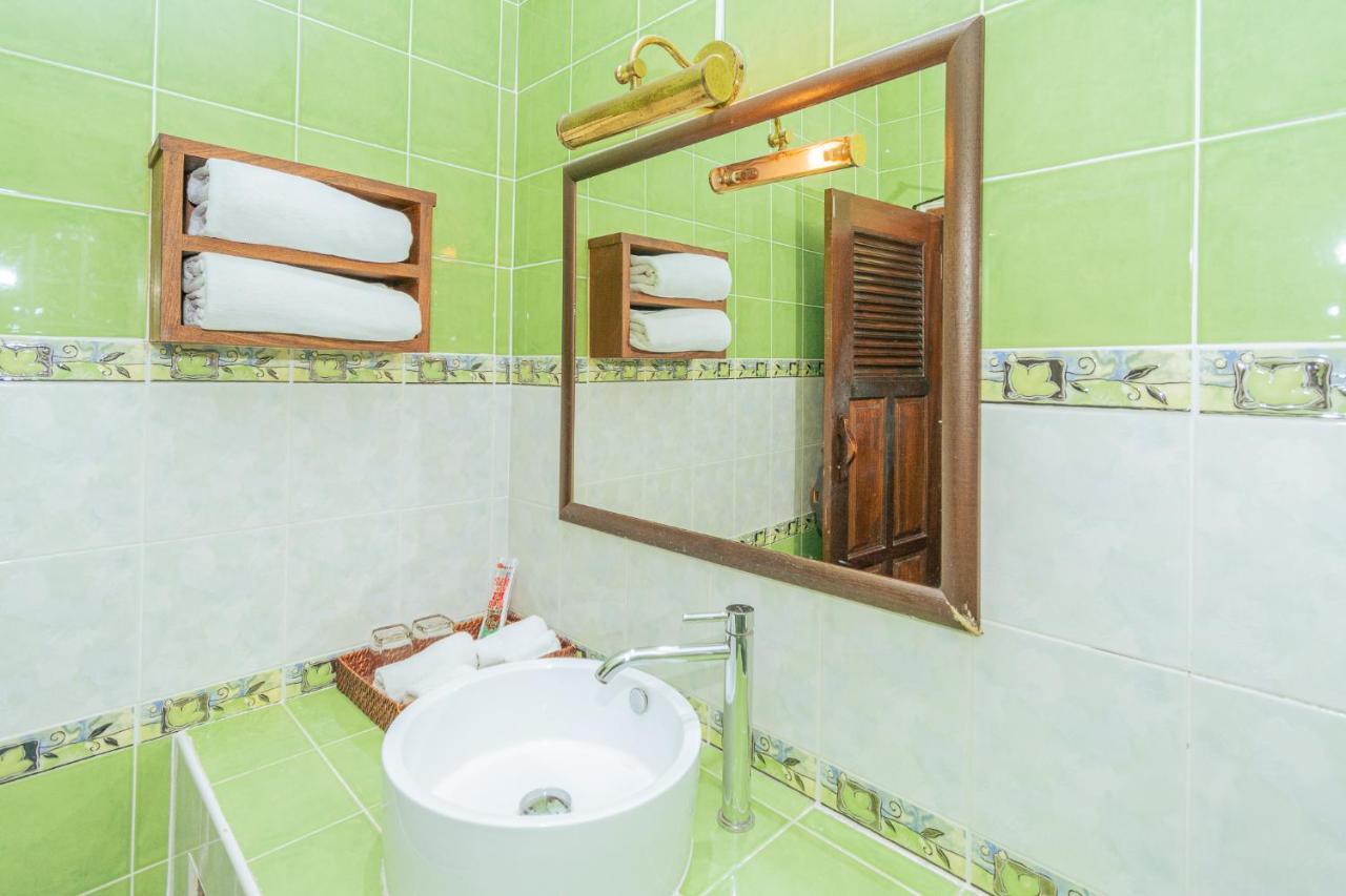 Evergreen Boutique Hua Hin Bagian luar foto