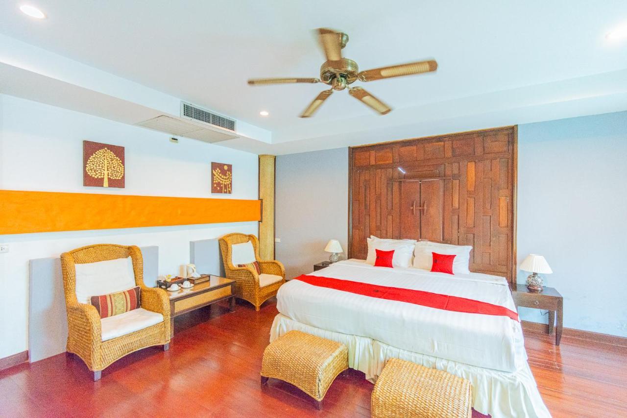 Evergreen Boutique Hua Hin Bagian luar foto