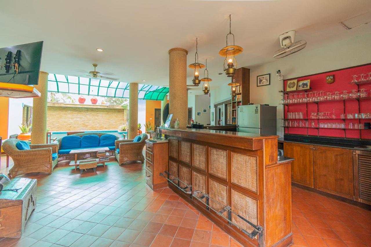 Evergreen Boutique Hua Hin Bagian luar foto