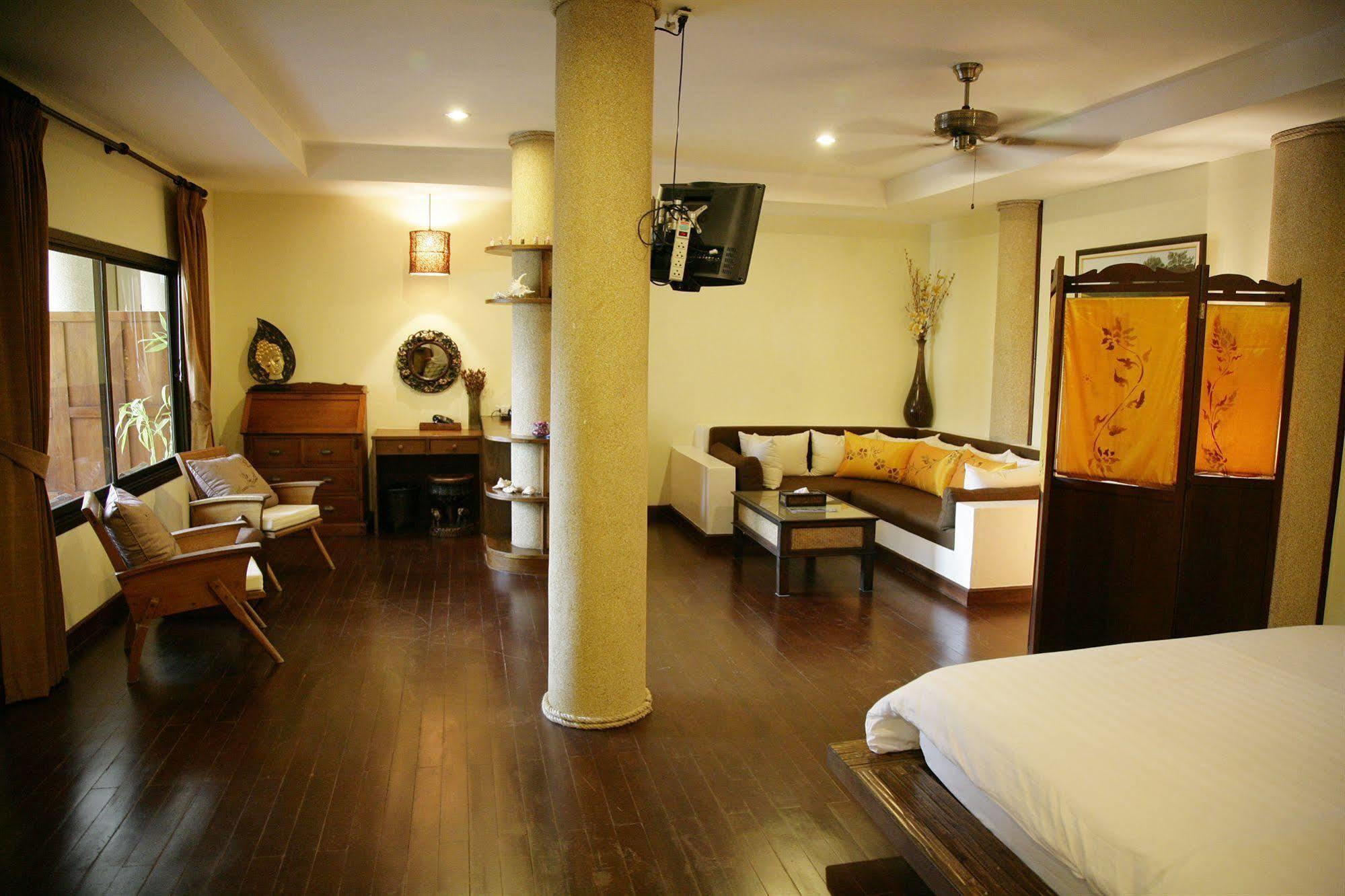 Evergreen Boutique Hua Hin Bagian luar foto